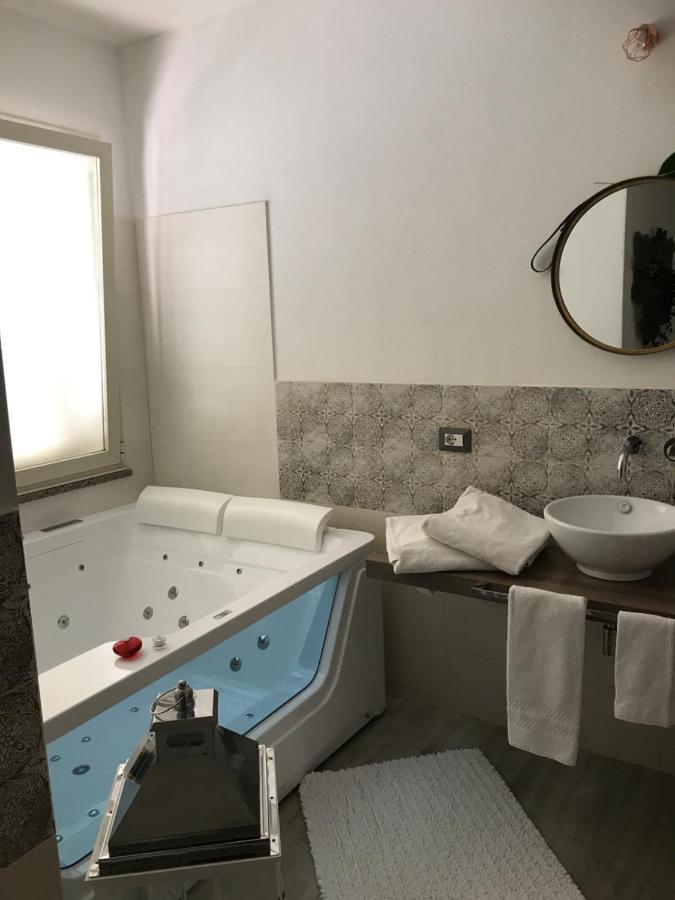 Royal Suite Tissi Extérieur photo